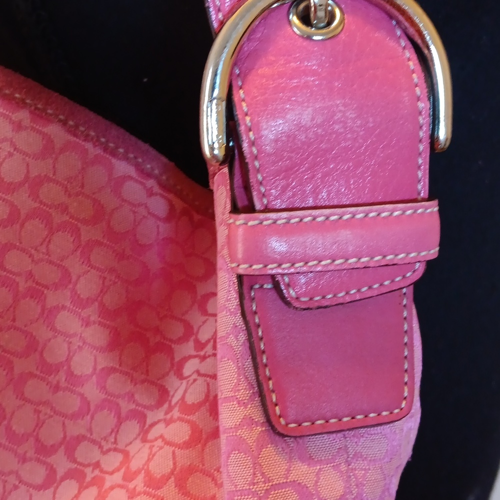 Coach Pink Y2k Hobo Bag - Picture 8 of 15